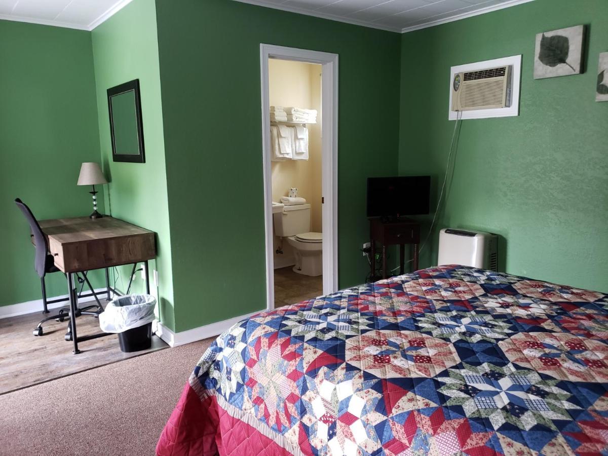 Blue Ridge Motel Schroon Lake Extérieur photo